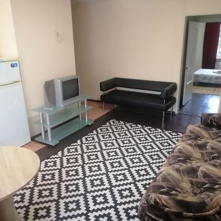 Квартира По Адресу Дружбы Народов 8А Kiev Exteriör bild