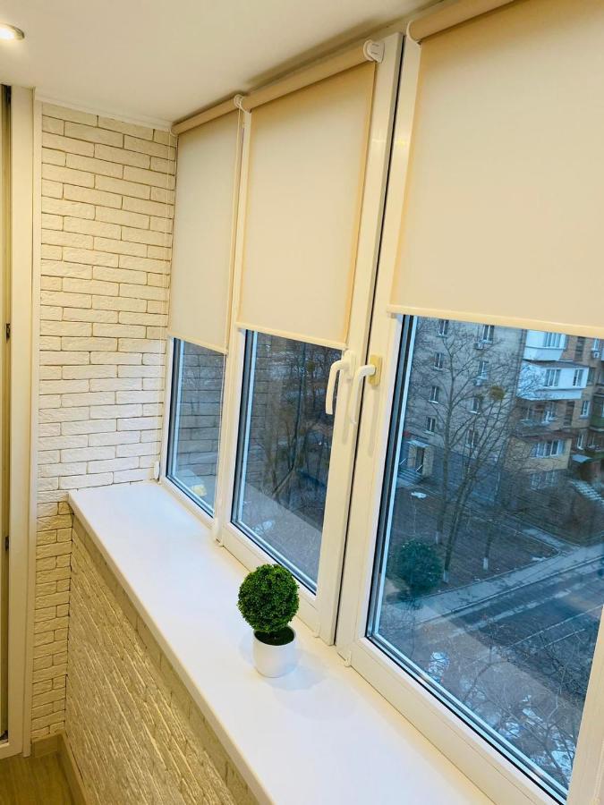 Квартира По Адресу Дружбы Народов 8А Kiev Exteriör bild